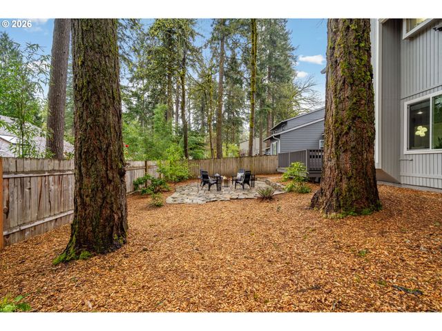 1659 OAK St, Lake Oswego, OR 97034