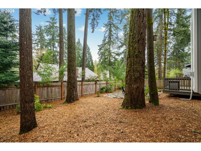 1659 OAK St, Lake Oswego, OR 97034