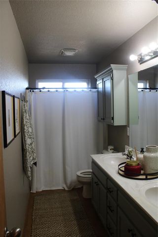 15553 Rockwood Avenue, Wayne, OK 73095