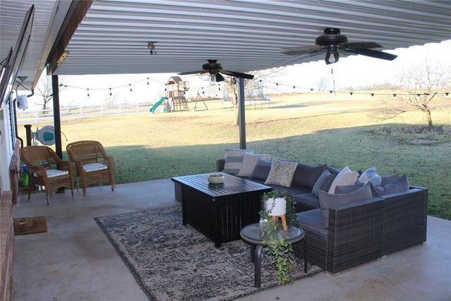 15553 Rockwood Avenue, Wayne, OK 73095