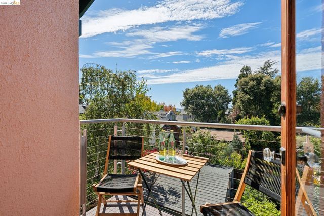 1170 Colusa Ave, Berkeley, CA 94707