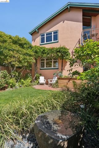 1170 Colusa Ave, Berkeley, CA 94707