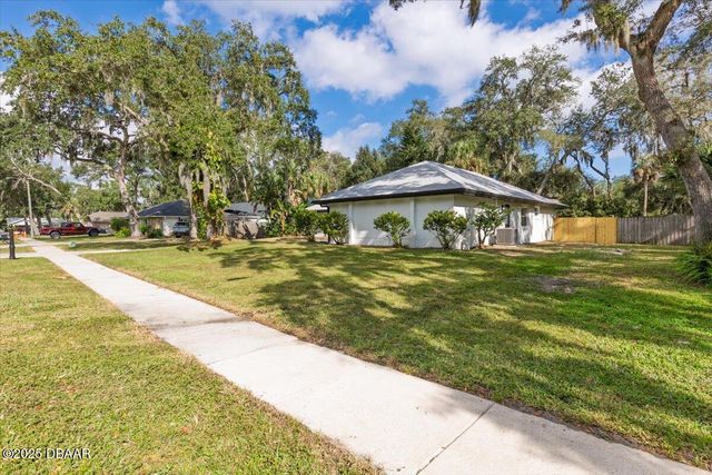 6114 Palmas Drive, Port Orange, FL 32127