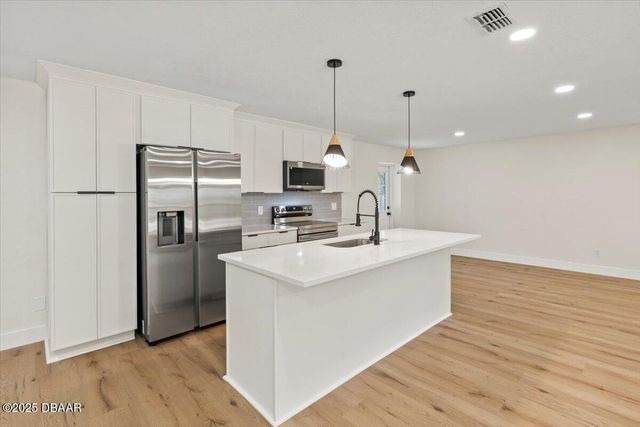 6114 Palmas Drive, Port Orange, FL 32127