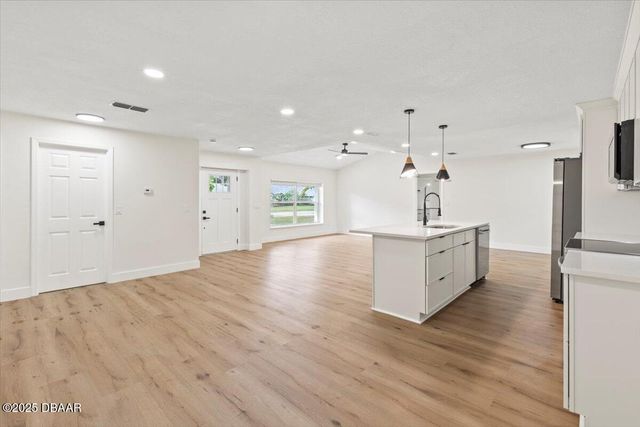 6114 Palmas Drive, Port Orange, FL 32127