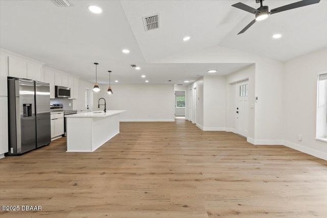 6114 Palmas Drive, Port Orange, FL 32127