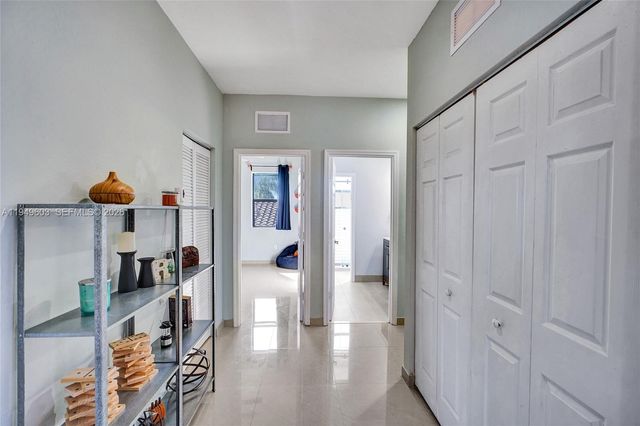 11581 SW 151st Pl, Miami, FL 33196