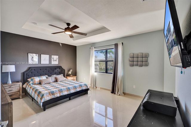 11581 SW 151st Pl, Miami, FL 33196