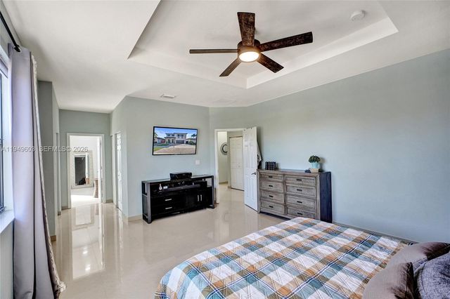 11581 SW 151st Pl, Miami, FL 33196