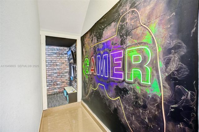 11581 SW 151st Pl, Miami, FL 33196