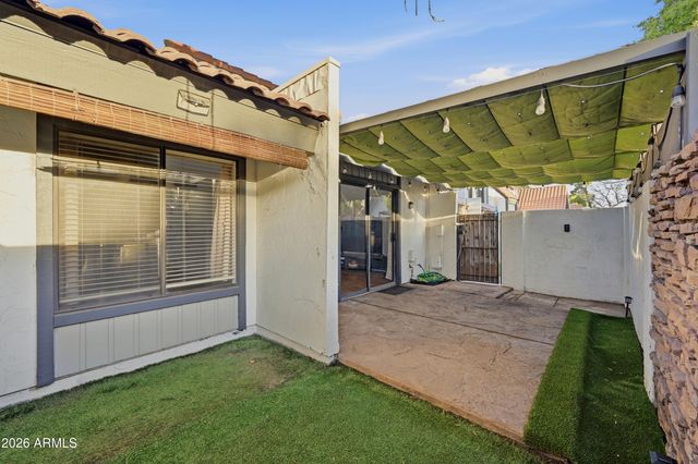 2810 E GLENROSA Avenue 16, Phoenix, AZ 85016