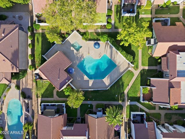 2810 E GLENROSA Avenue 16, Phoenix, AZ 85016