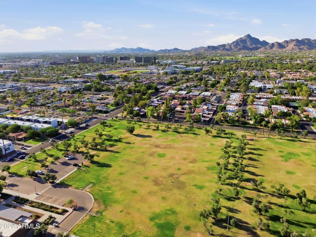 2810 E GLENROSA Avenue 16, Phoenix, AZ 85016