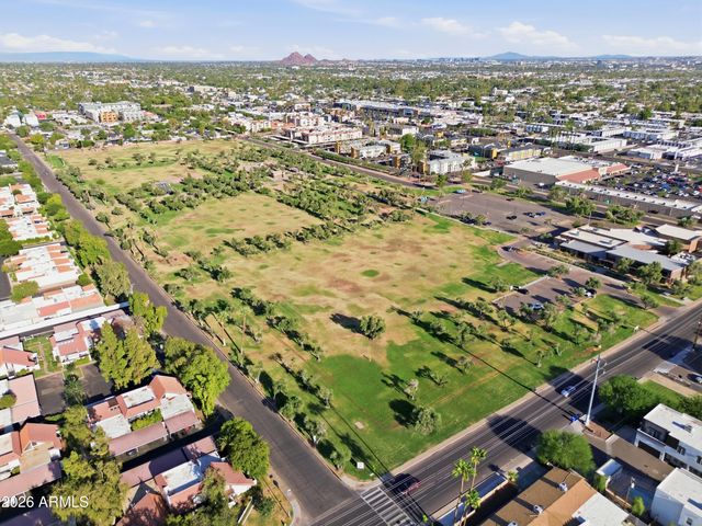 2810 E GLENROSA Avenue 16, Phoenix, AZ 85016