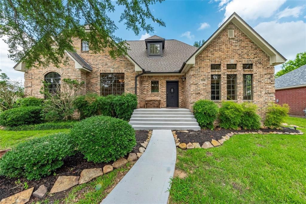 2209 Oak Drive, Dickinson, TX 77539