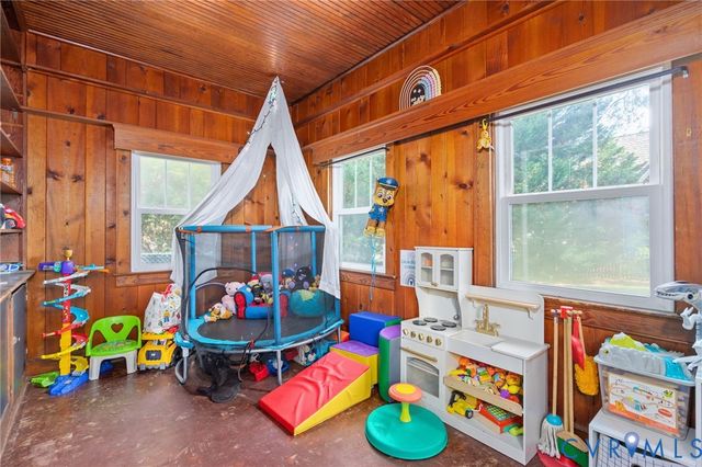 204 Prince George Ave, Hopewell, VA 23860