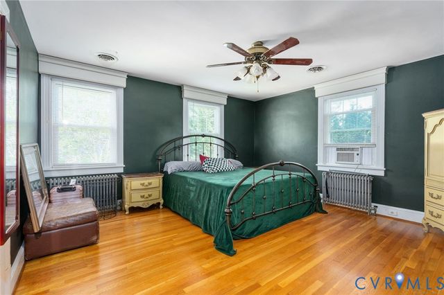204 Prince George Ave, Hopewell, VA 23860