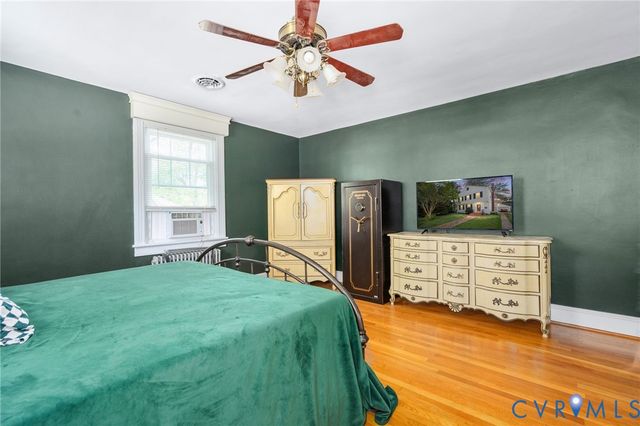 204 Prince George Ave, Hopewell, VA 23860