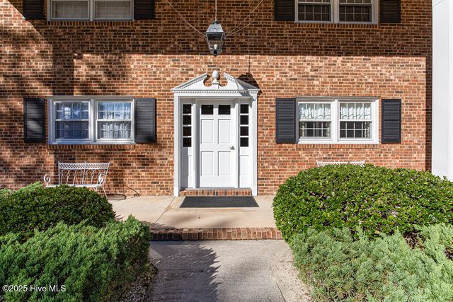 353 D Driftwood Circle, Southern Pines, NC 28387