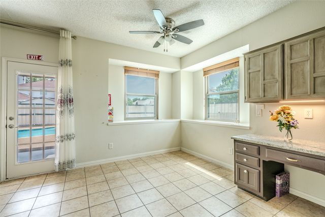 6802 Silver Lake Drive, Rowlett, TX 75089
