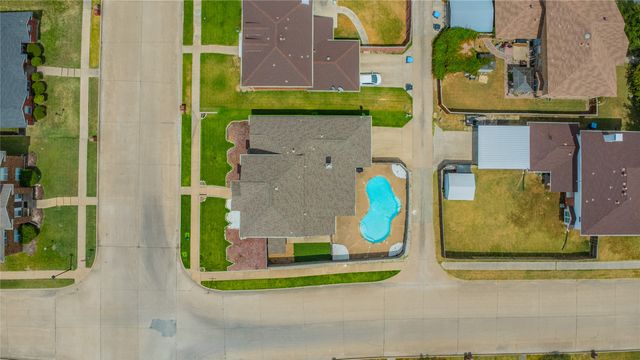 6802 Silver Lake Drive, Rowlett, TX 75089