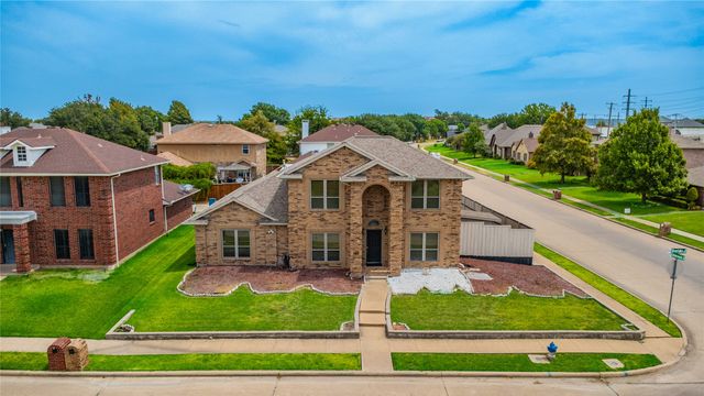 6802 Silver Lake Drive, Rowlett, TX 75089