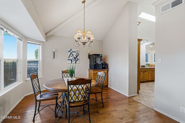 6092 LOS SIGLOS Drive, El Paso, TX 79912