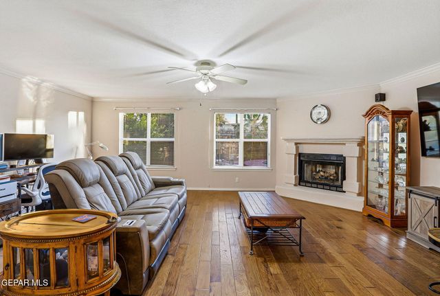 6092 LOS SIGLOS Drive, El Paso, TX 79912