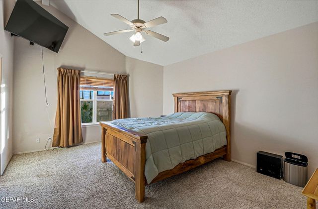 6092 LOS SIGLOS Drive, El Paso, TX 79912