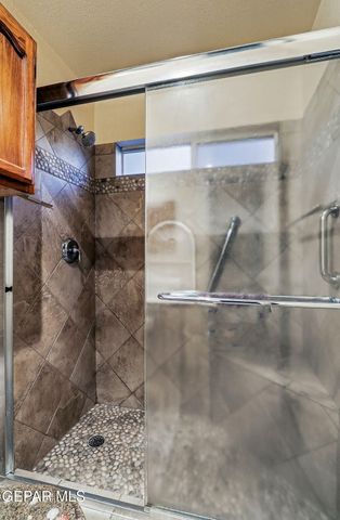 6092 LOS SIGLOS Drive, El Paso, TX 79912