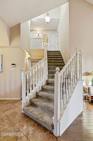 6092 LOS SIGLOS Drive, El Paso, TX 79912