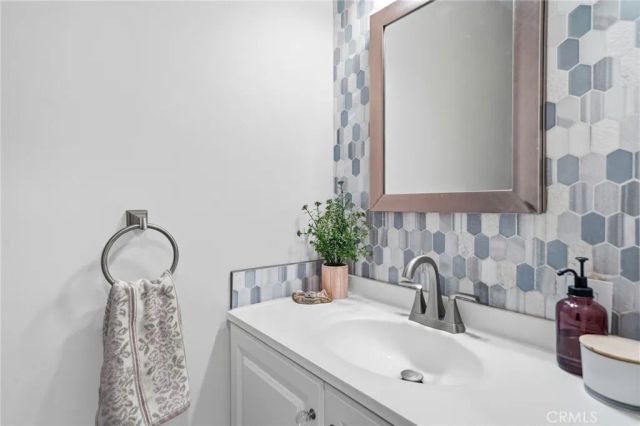 909 N Cleveland, Orange, CA 92867