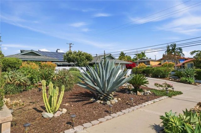 909 N Cleveland, Orange, CA 92867