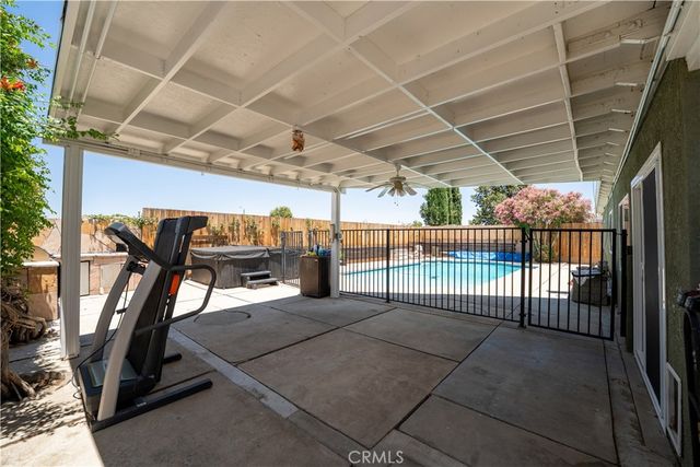 2501 E Avenue R4, Palmdale, CA 93550