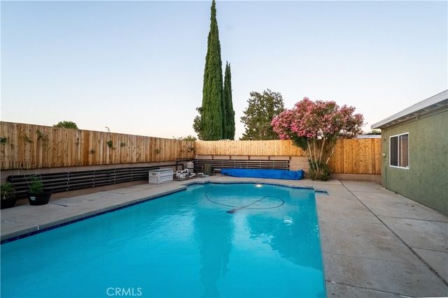 2501 E Avenue R4, Palmdale, CA 93550