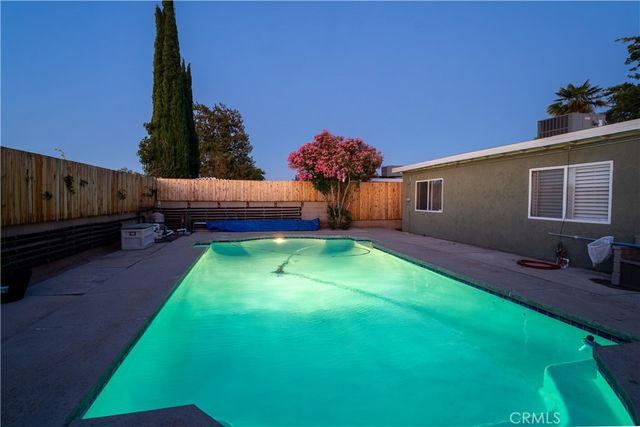 2501 E Avenue R4, Palmdale, CA 93550