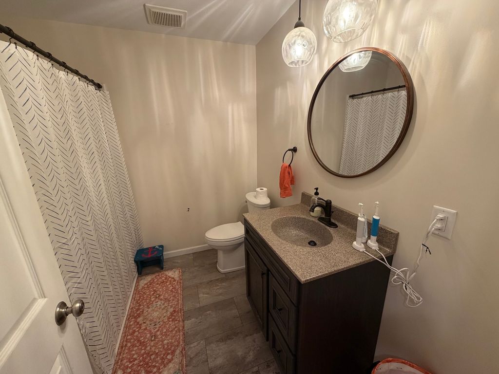 Image 20 of property listing at 150 Woodland Drive, Salem, IL 62881