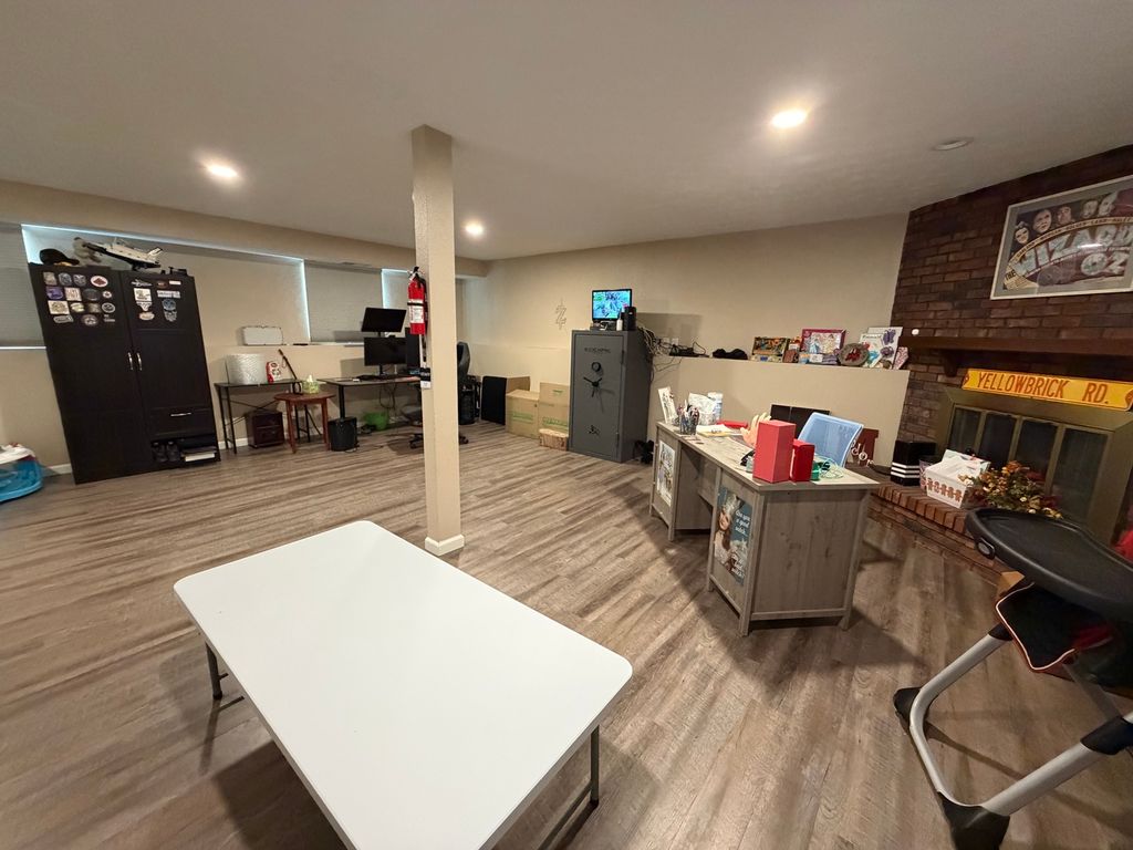 Image 21 of property listing at 150 Woodland Drive, Salem, IL 62881