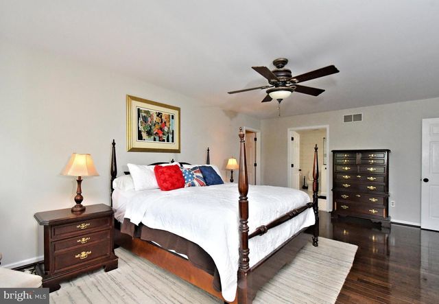105 PAULINE CIR, Lansdale, PA 19446