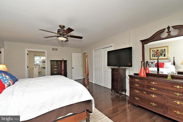 105 PAULINE CIR, Lansdale, PA 19446