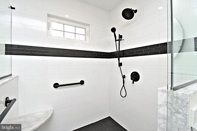 105 PAULINE CIR, Lansdale, PA 19446