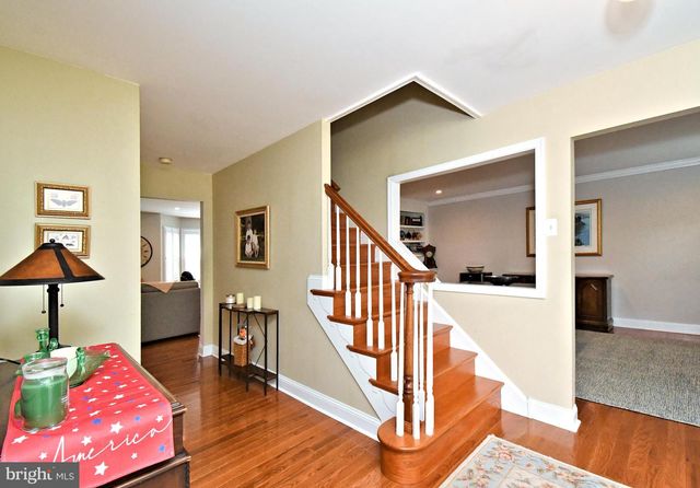 105 PAULINE CIR, Lansdale, PA 19446