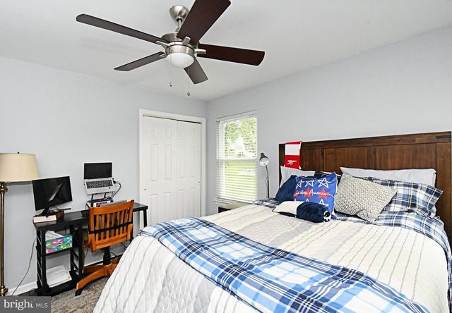105 PAULINE CIR, Lansdale, PA 19446