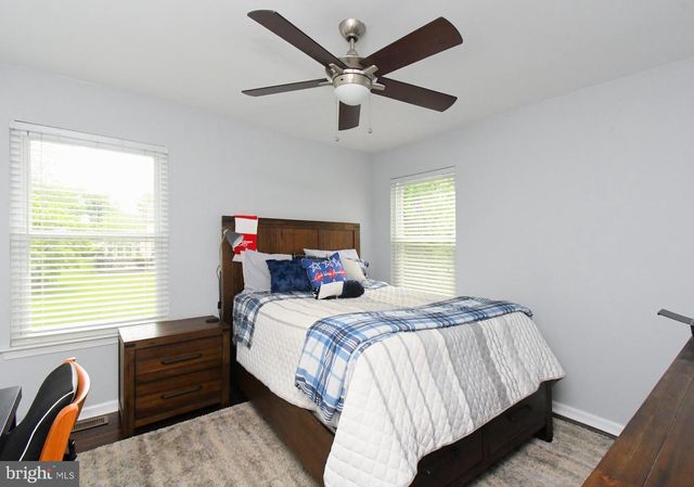 105 PAULINE CIR, Lansdale, PA 19446