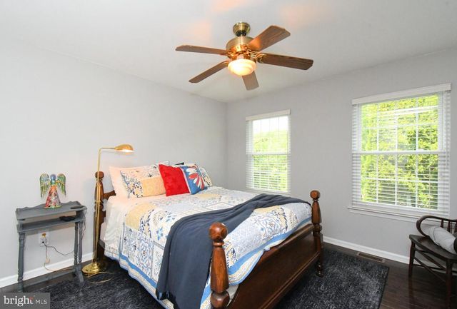 105 PAULINE CIR, Lansdale, PA 19446