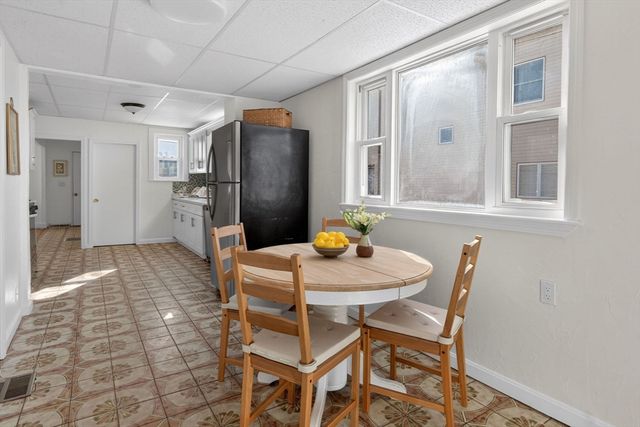 41 Prescott St, Everett, MA 02149