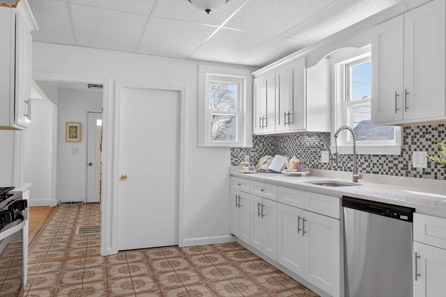 41 Prescott St, Everett, MA 02149