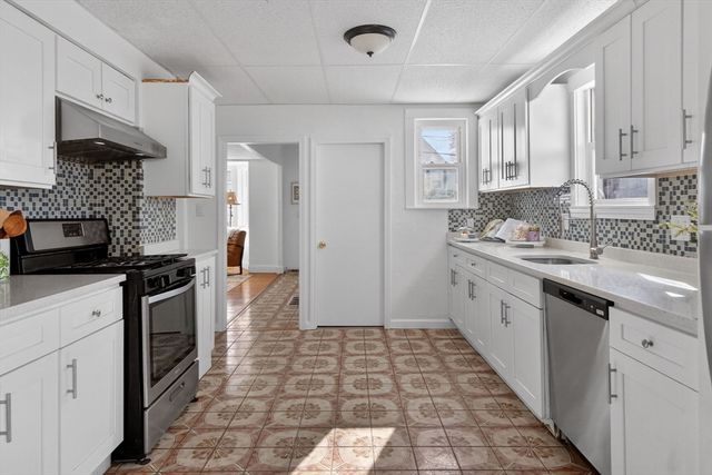 41 Prescott St, Everett, MA 02149