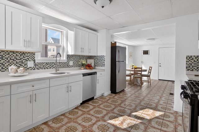 41 Prescott St, Everett, MA 02149