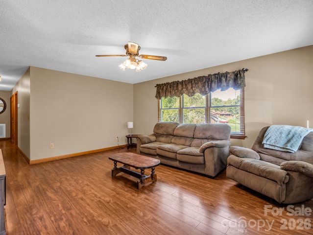 151 W Melissa Lane, Forest City, NC 28043